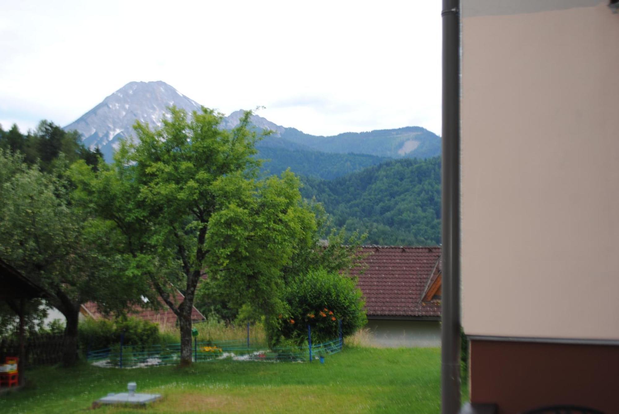 Ferienhaus Michor Latschach ober dem Faakersee Buitenkant foto